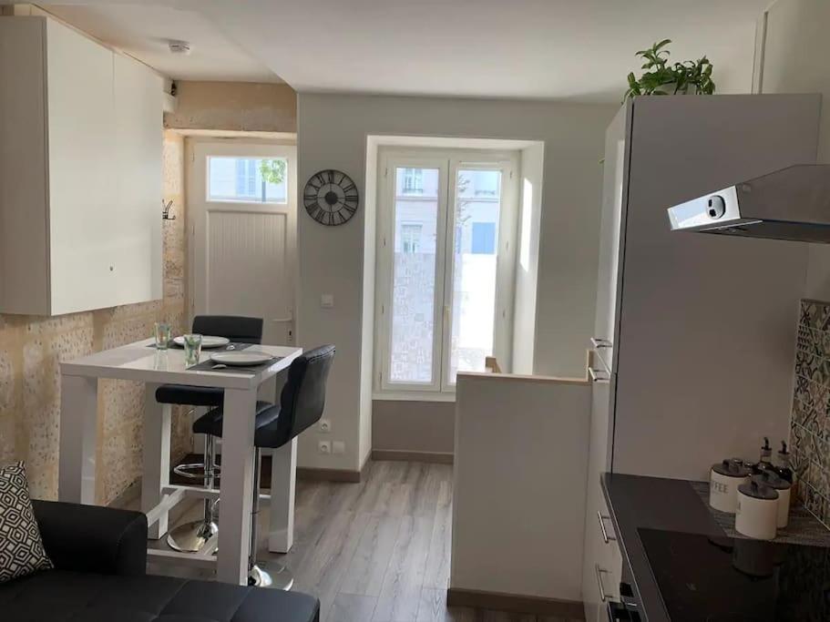 Appartamento Le Cocon T2 Duplex 24 M2 Niort Esterno foto